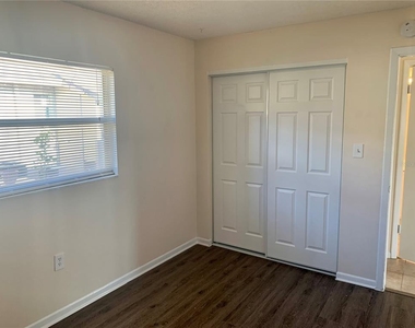 3738 67th Avenue N - Photo Thumbnail 8