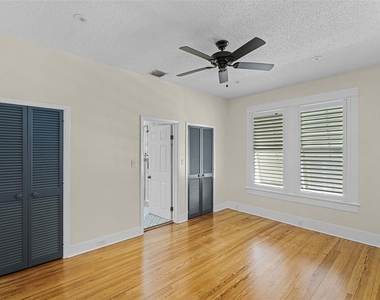 706 Hillcrest Street - Photo Thumbnail 7