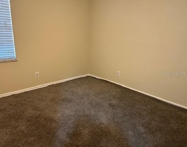 602 Mesilla Drive - Photo Thumbnail 12