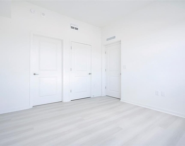 5579 Millenia Park Boulevard - Photo Thumbnail 16