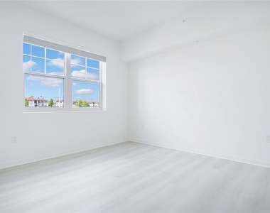5579 Millenia Park Boulevard - Photo Thumbnail 17