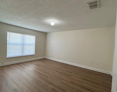 11718 Pethrick Drive - Photo Thumbnail 27