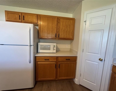 11718 Pethrick Drive - Photo Thumbnail 12