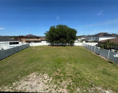 11718 Pethrick Drive - Photo Thumbnail 30
