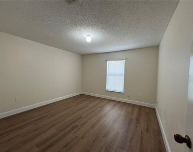 11718 Pethrick Drive - Photo Thumbnail 25