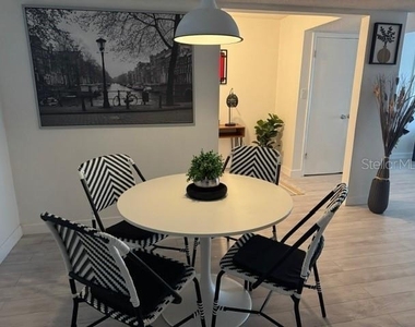 2225 Holden Avenue - Photo Thumbnail 18