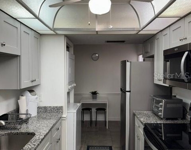 2225 Holden Avenue - Photo Thumbnail 20