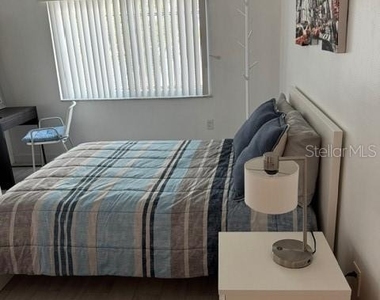 2225 Holden Avenue - Photo Thumbnail 10