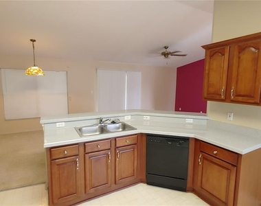 14413 N Greater Hills Boulevard - Photo Thumbnail 23