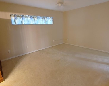14413 N Greater Hills Boulevard - Photo Thumbnail 9