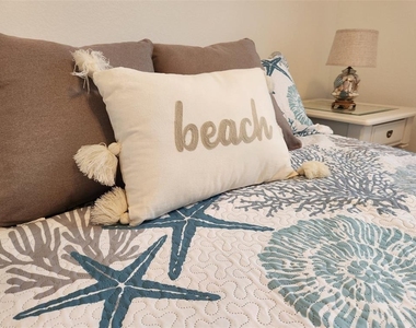 4442 Corso Venetia Boulevard - Photo Thumbnail 37