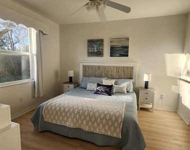 4442 Corso Venetia Boulevard - Photo Thumbnail 24