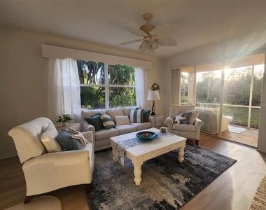 4442 Corso Venetia Boulevard - Photo Thumbnail 10