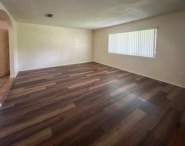 3524 Nw 12th Avenue - Photo Thumbnail 1