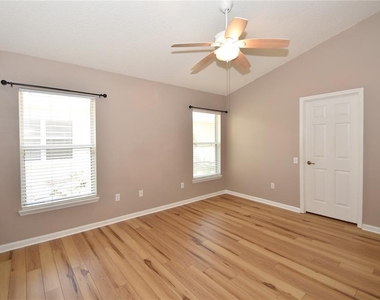 11 Deerfield Court - Photo Thumbnail 11