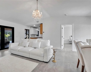 15180 Lyneburg Avenue - Photo Thumbnail 2