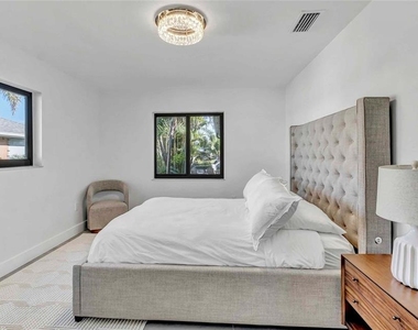 15180 Lyneburg Avenue - Photo Thumbnail 36