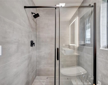 15180 Lyneburg Avenue - Photo Thumbnail 22
