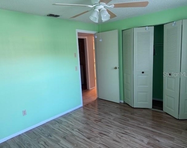 4022 Beaver Lane - Photo Thumbnail 6