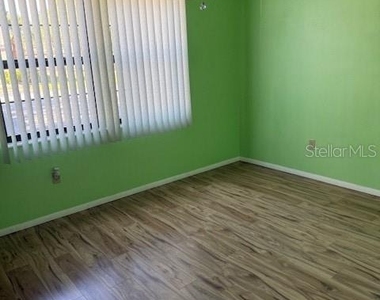 4022 Beaver Lane - Photo Thumbnail 5