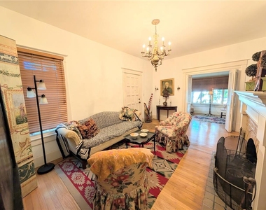 1701 Siesta Drive - Photo Thumbnail 8