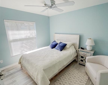 2137 Date Palm Way - Photo Thumbnail 9
