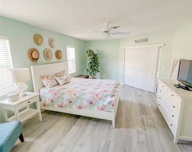 2137 Date Palm Way - Photo Thumbnail 8