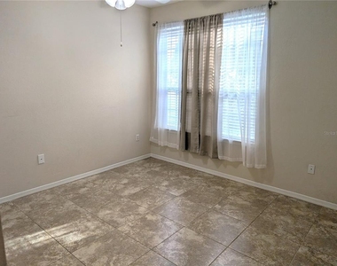 5711 Soldier Circle - Photo Thumbnail 10