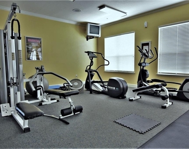 5711 Soldier Circle - Photo Thumbnail 22