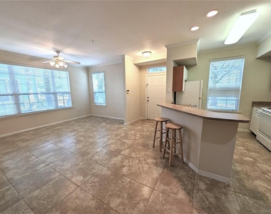 5711 Soldier Circle - Photo Thumbnail 3