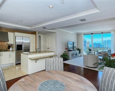 1350 Main Street - Photo Thumbnail 11
