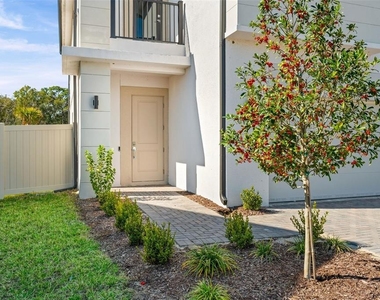 8044 Gulfstream Court - Photo Thumbnail 1