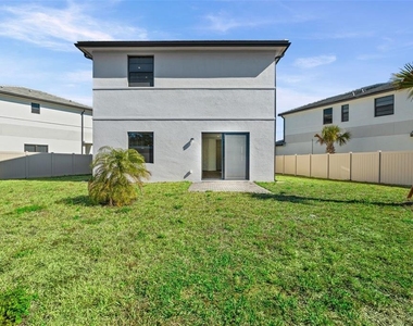 8044 Gulfstream Court - Photo Thumbnail 2