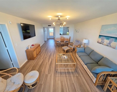 4460 Fairways Boulevard - Photo Thumbnail 13