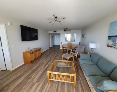 4460 Fairways Boulevard - Photo Thumbnail 3