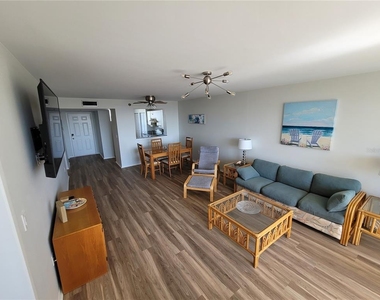 4460 Fairways Boulevard - Photo Thumbnail 4