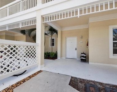 3706 54th Drive W - Photo Thumbnail 2