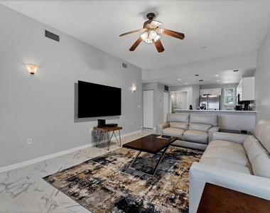 3706 54th Drive W - Photo Thumbnail 5