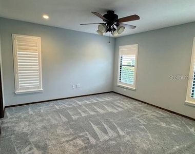5033 Vivienda Way - Photo Thumbnail 29