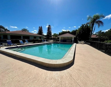 5033 Vivienda Way - Photo Thumbnail 41