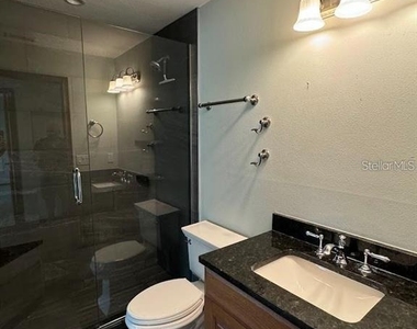 5033 Vivienda Way - Photo Thumbnail 25