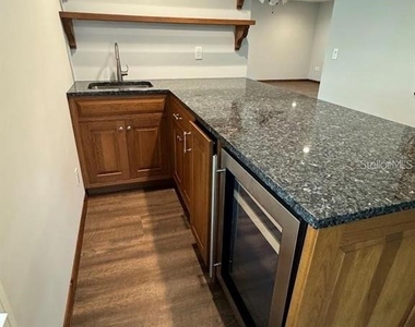 5033 Vivienda Way - Photo Thumbnail 17
