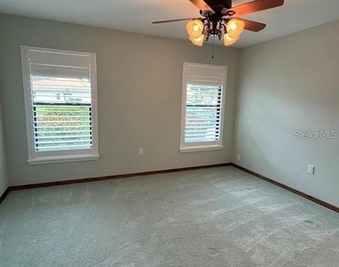 5033 Vivienda Way - Photo Thumbnail 27
