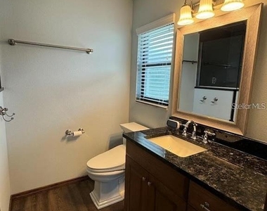 5033 Vivienda Way - Photo Thumbnail 34