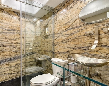 1601 Pelican Point Drive - Photo Thumbnail 25