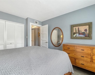 1601 Pelican Point Drive - Photo Thumbnail 23