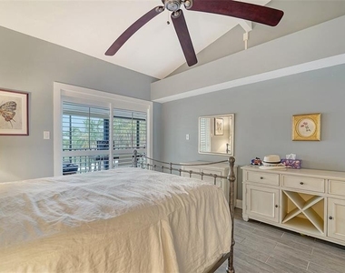 1601 Pelican Point Drive - Photo Thumbnail 19