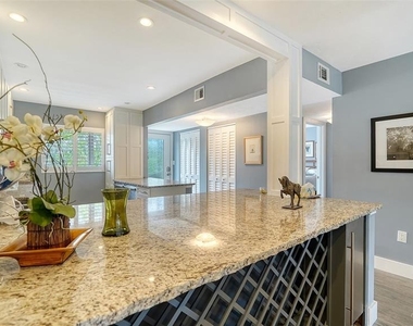 1601 Pelican Point Drive - Photo Thumbnail 15