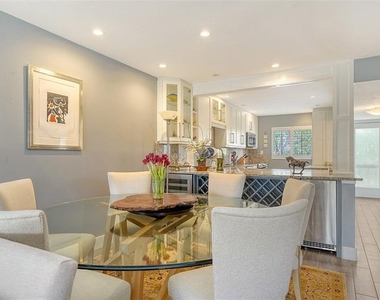 1601 Pelican Point Drive - Photo Thumbnail 12
