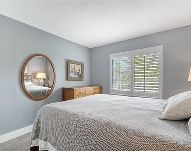1601 Pelican Point Drive - Photo Thumbnail 24